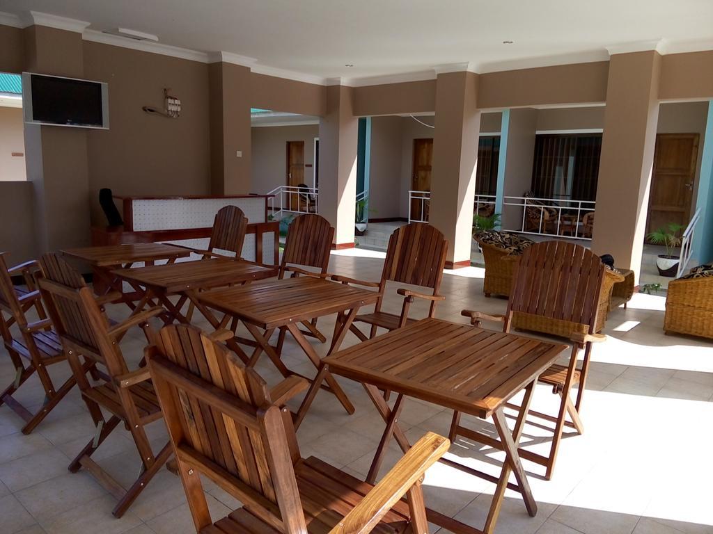 Mara Courtyard Lodge Дар-ес-Салам Екстер'єр фото
